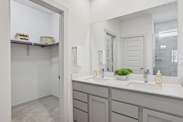 109 Filifera CT, Leander, TX 78641
