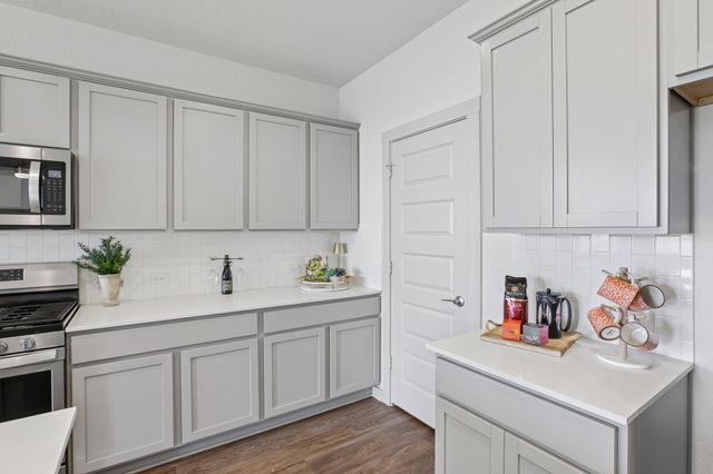 109 Filifera CT, Leander, TX 78641