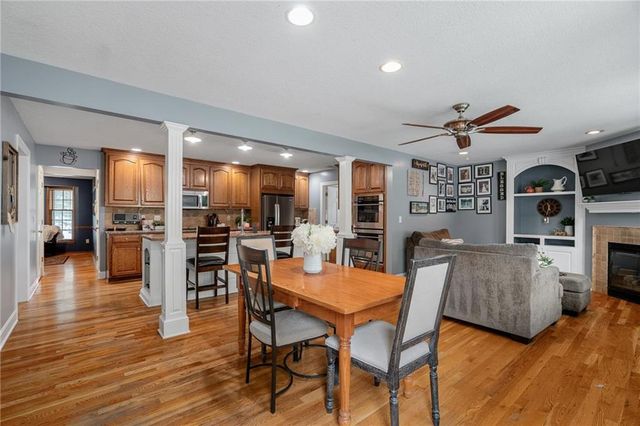 8408 W 115th Street, Overland Park, KS 66210
