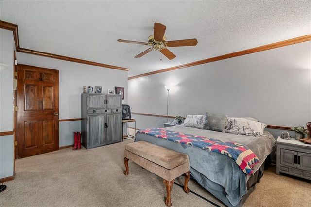 8408 W 115th Street, Overland Park, KS 66210