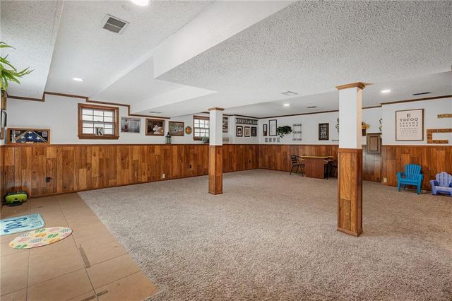 8408 W 115th Street, Overland Park, KS 66210