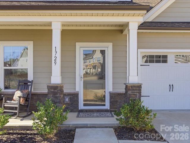 1729 Valkrie Place, York, SC 29745