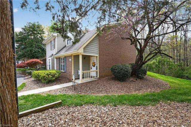 2733 Cottage Place, Greensboro, NC 27455