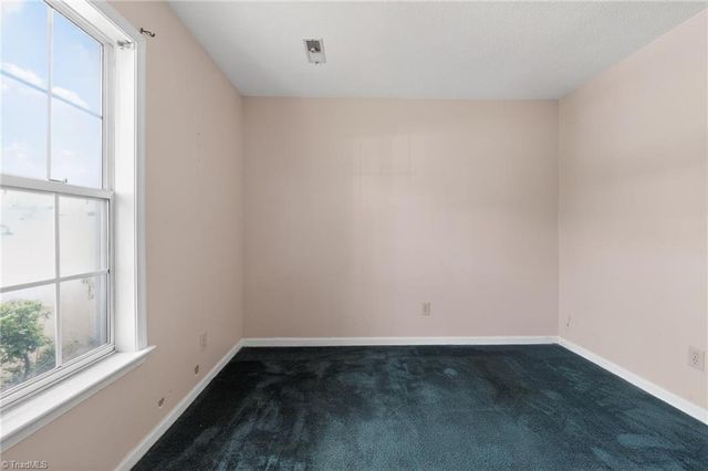 2733 Cottage Place, Greensboro, NC 27455