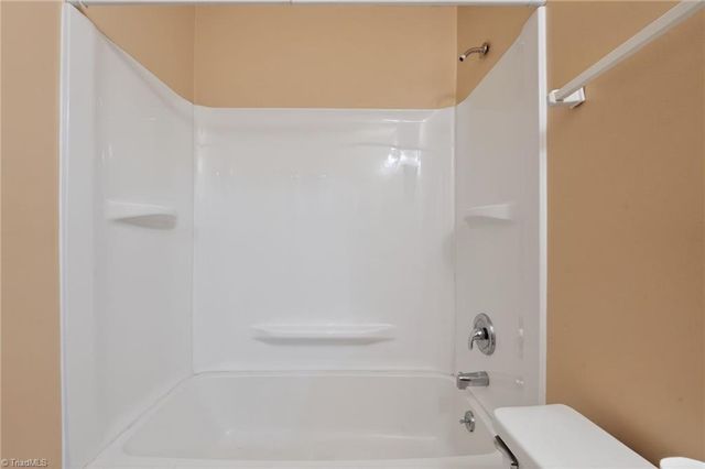 2733 Cottage Place, Greensboro, NC 27455