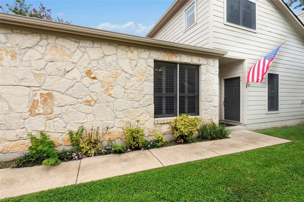 7500 Shadowridge RUN 34, Austin, TX 78749