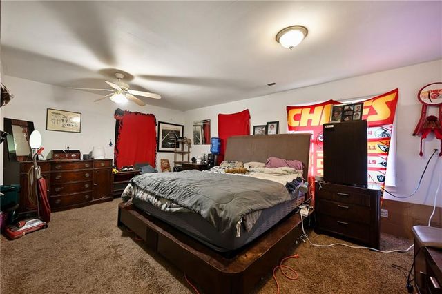 18210 E Union School Road, Independence, MO 64058