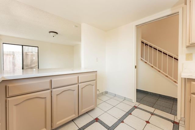 2238 N Carol Avenue, Fresno, CA 93722