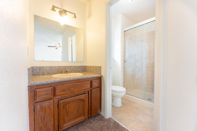 2238 N Carol Avenue, Fresno, CA 93722
