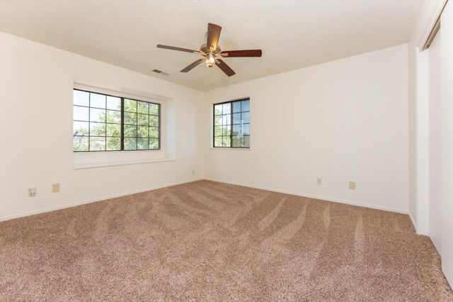 2238 N Carol Avenue, Fresno, CA 93722