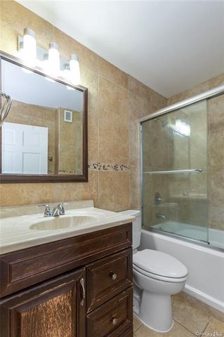 9229 Queens Boulevard 3H, Rego Park, NY 11374