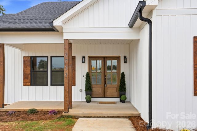 3733 US 70 Highway, Claremont, NC 28610