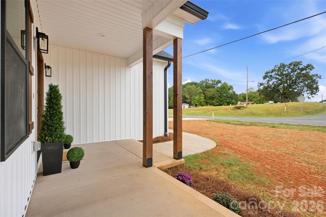 3733 US 70 Highway, Claremont, NC 28610