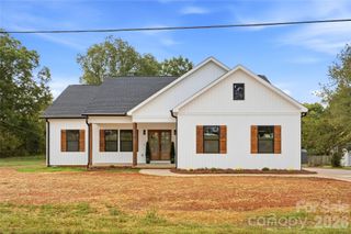 3733 US 70 Highway, Claremont, NC 28610