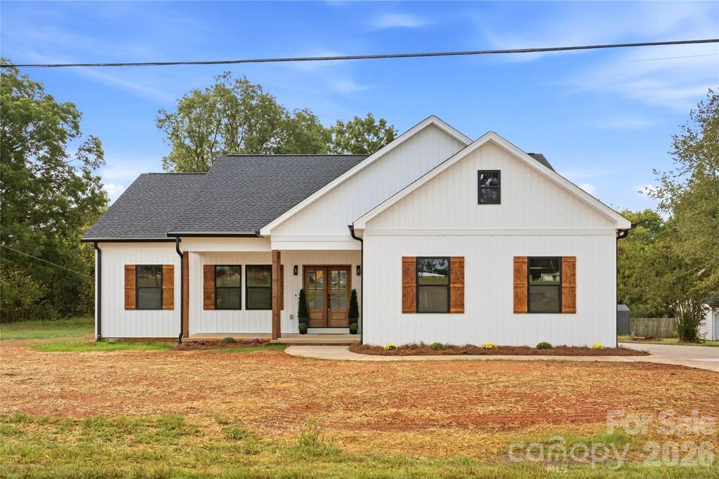 3733 US 70 Highway, Claremont, NC 28610
