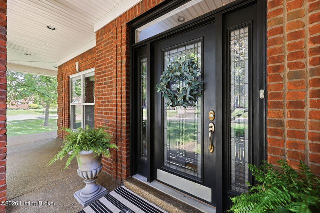 10405 Perwinkle Ct, Louisville, KY 40291