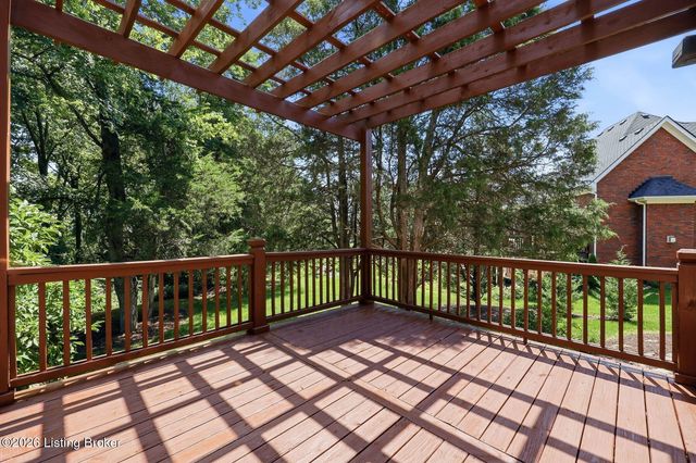 10405 Perwinkle Ct, Louisville, KY 40291