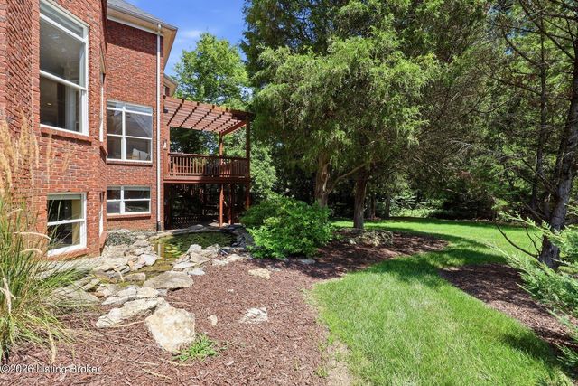 10405 Perwinkle Ct, Louisville, KY 40291