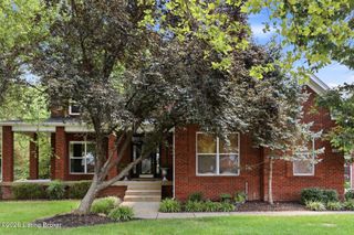 10405 Perwinkle Ct, Louisville, KY 40291