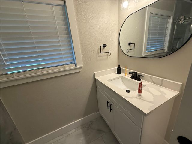 1604 Leneva Lane, Pasadena, TX 77502