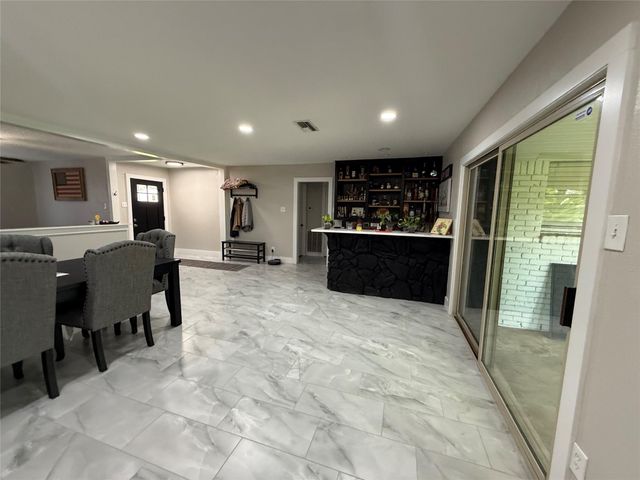 1604 Leneva Lane, Pasadena, TX 77502