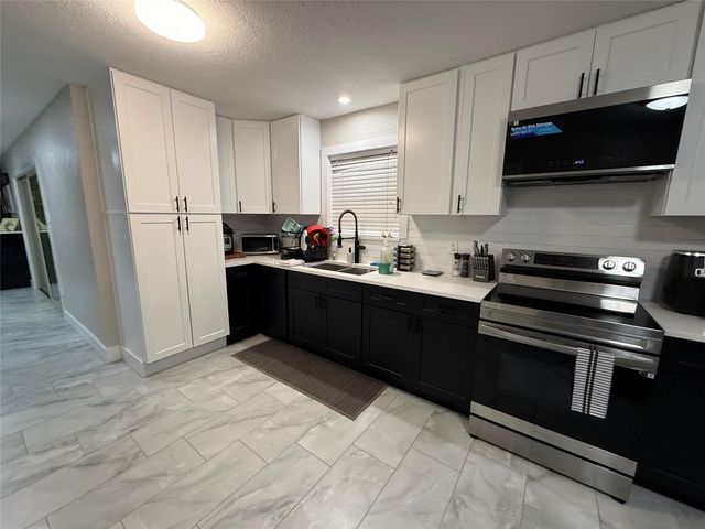 1604 Leneva Lane, Pasadena, TX 77502