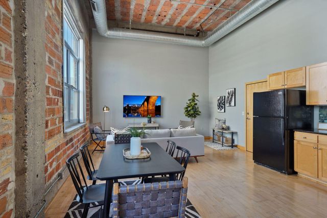 521 S 7th St 602, Minneapolis, MN 55415