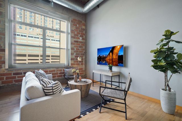 521 S 7th St 602, Minneapolis, MN 55415