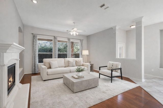 80 N Frontera Circle, Spring, TX 77382