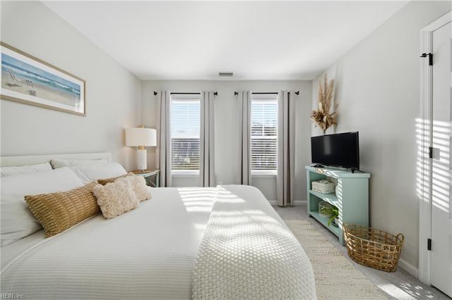 101 Affirmed Dr, Suffolk, VA 23435