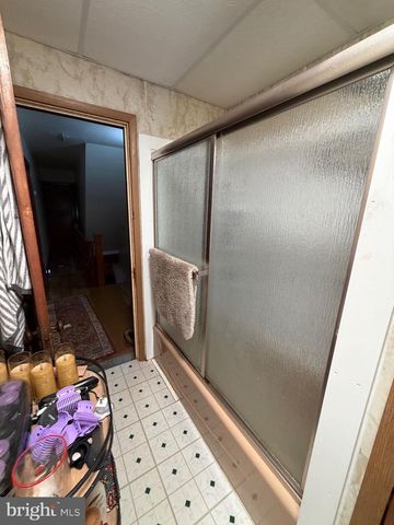842 WATER ST, Pottsville, PA 17901