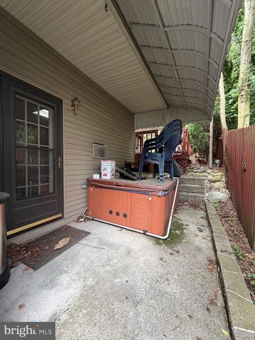 842 WATER ST, Pottsville, PA 17901