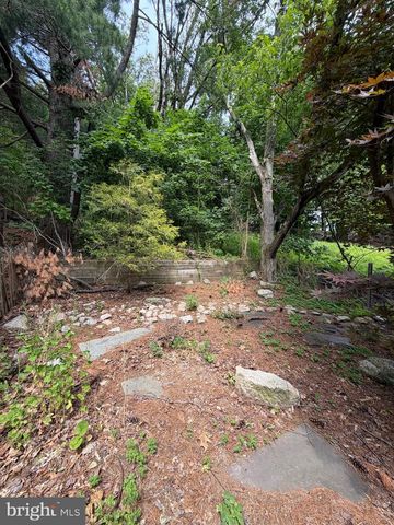 842 WATER ST, Pottsville, PA 17901