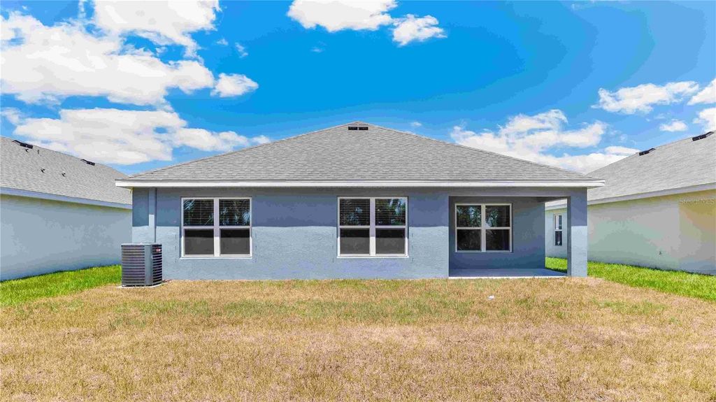 Image 16 of property listing at 18215 BEEHIVE TERRACE, Bradenton, FL 34211