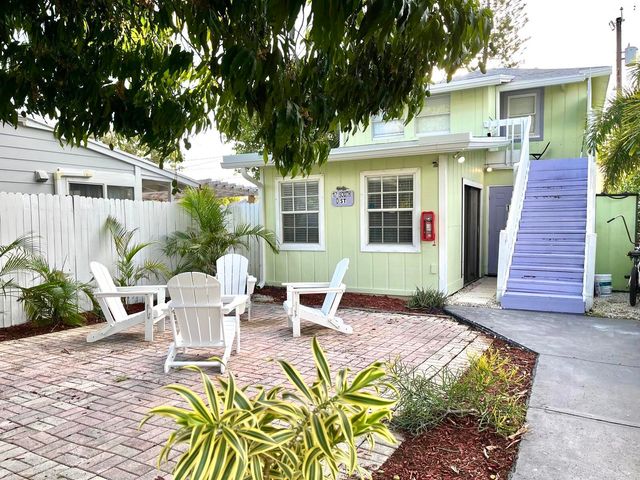 17 S D Street, Lake Worth Beach, FL 33460