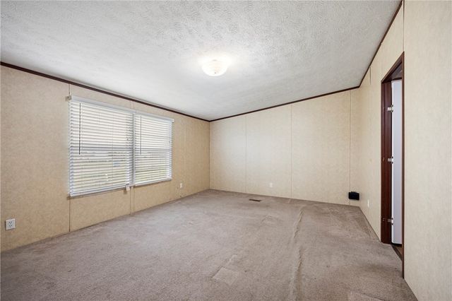 1909 Morenita Dr, Sinton, TX 78387