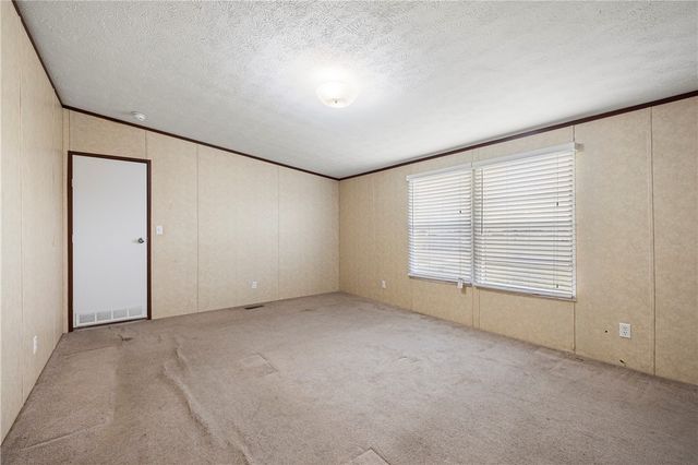 1909 Morenita Dr, Sinton, TX 78387