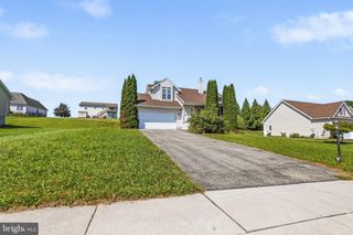 135 TRACY DR, York Springs, PA 17372