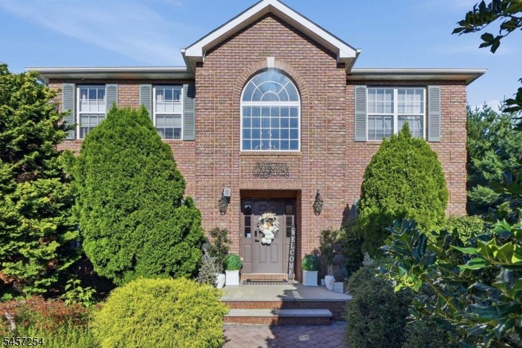 2 Butternut Ln, Monroe Twp., NJ 08831 — photo 2