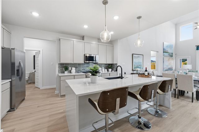 8003 Alamo Court, Beasley, TX 77417