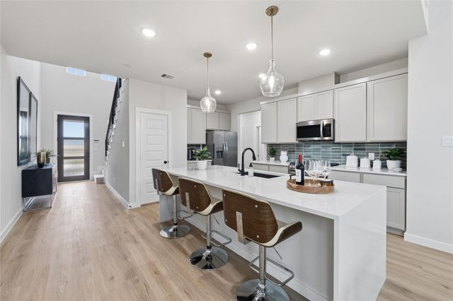 8003 Alamo Court, Beasley, TX 77417
