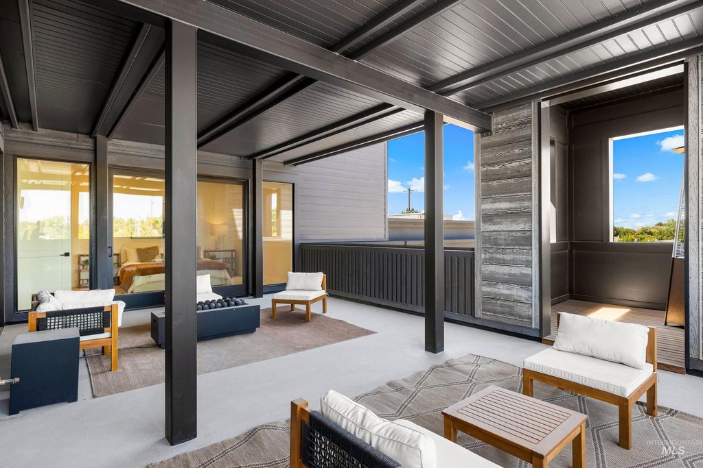 55 E State St 302, Eagle, ID 83616 photo 17