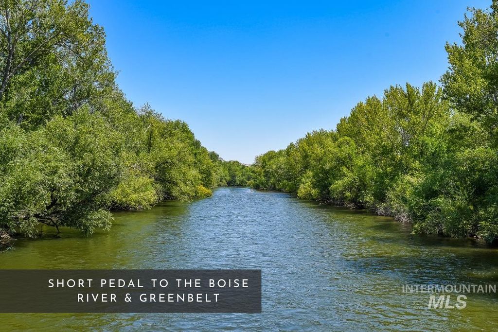 55 E State St 302, Eagle, ID 83616 photo 36