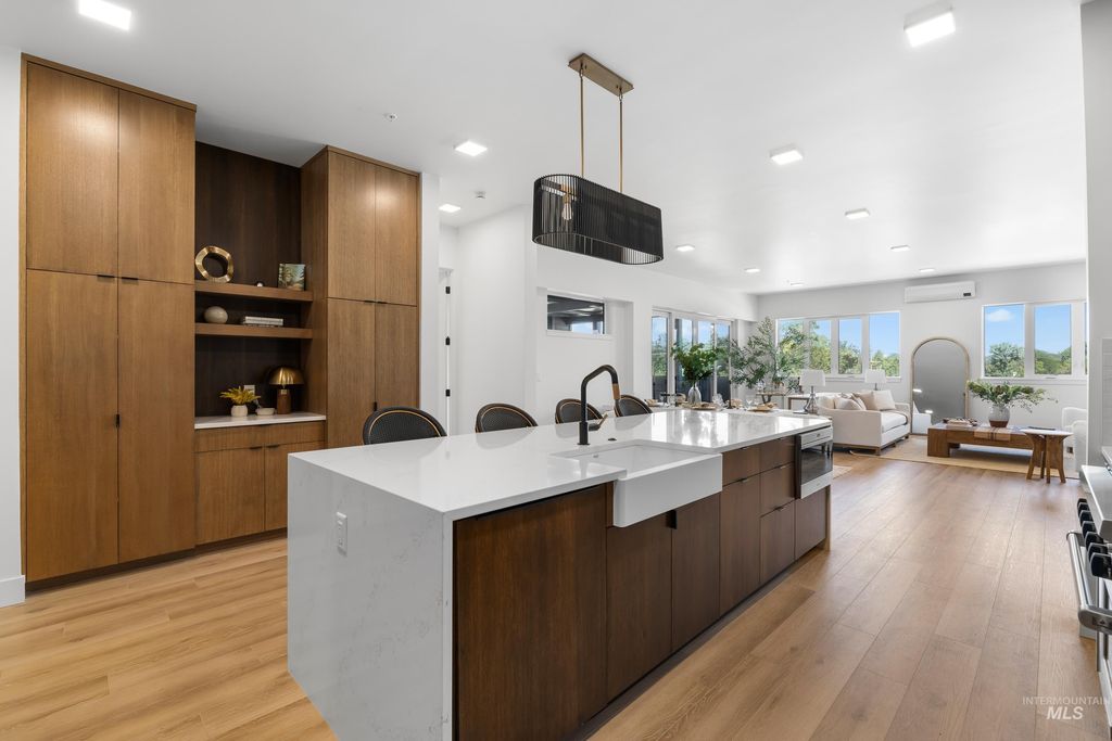 55 E State St 302, Eagle, ID 83616 photo 4