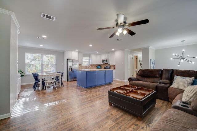 1504 War Eagle Drive, North Little Rock, AR 72116