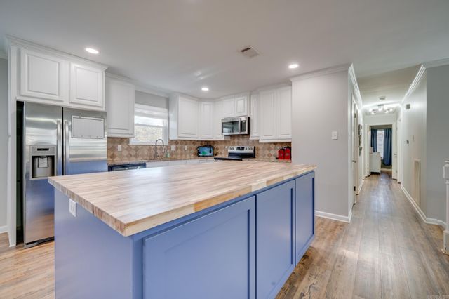 1504 War Eagle Drive, North Little Rock, AR 72116