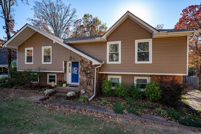 1504 War Eagle Drive, North Little Rock, AR 72116