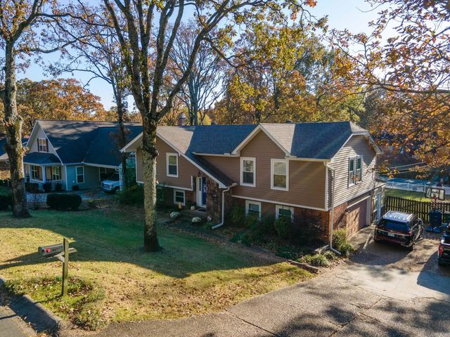 1504 War Eagle Drive, North Little Rock, AR 72116