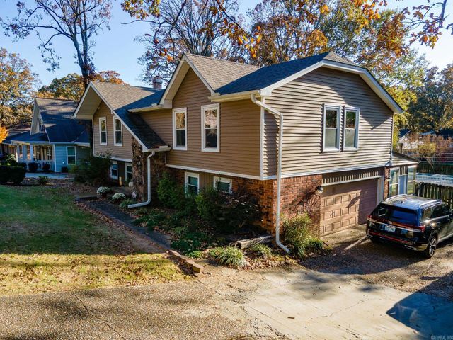 1504 War Eagle Drive, North Little Rock, AR 72116