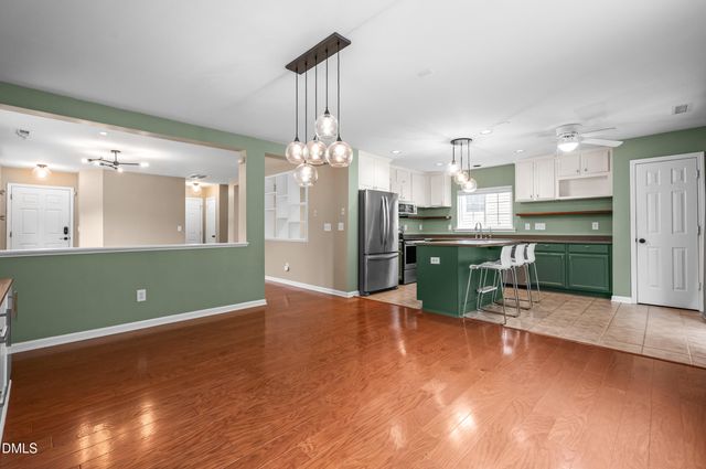 4000 Remington Oaks Circle, Cary, NC 27519